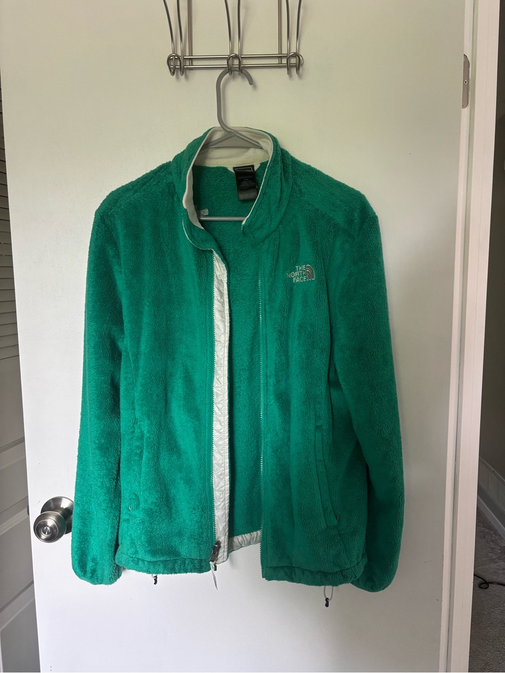 The North Face Women's Teal/Green Teddy Fleece Jacket